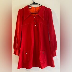 1970’s Vintage red short dress. Pointed Collars